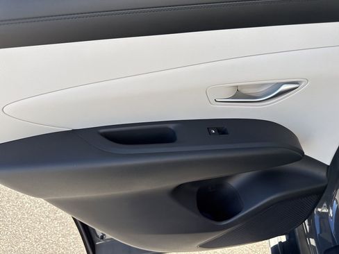 Used 2026 Hyundai Tucson SEL image 11