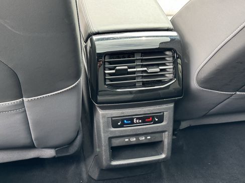 Certified 2023 Volkswagen ID.4 Pro S Plus AWD/4WD image 32
