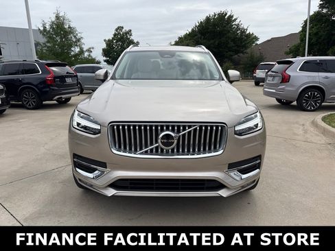 Certified 2025 Volvo XC90 B5 Core w/ Protection Package Premier AWD/4WD image 2