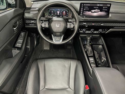 Used 2025 Honda Accord Touring image 41