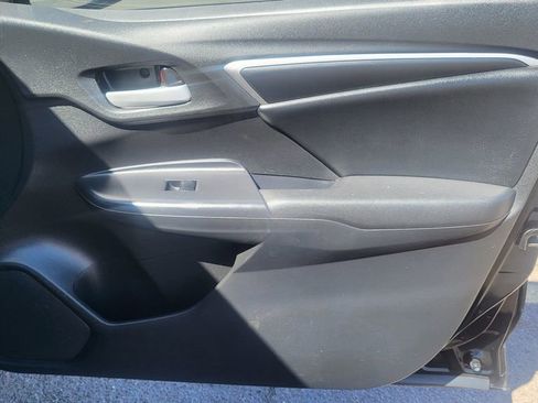 Used 2018 Honda Fit EX-L image 16