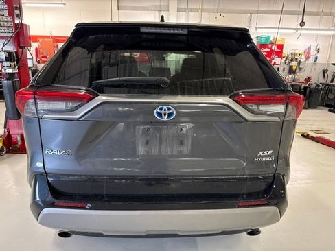 Used 2023 Toyota RAV4 XSE AWD/4WD image 7