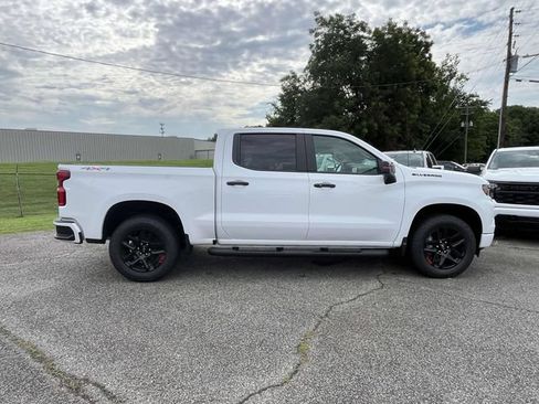 New 2026 Chevrolet Silverado 1500 RST w/ Redline Edition AWD/4WD image 2