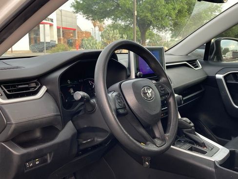 Used 2024 Toyota RAV4 LE image 7