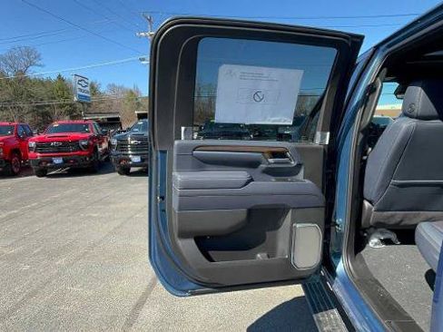 Used 2026 Chevrolet Silverado 2500 High Country w/ High Country Premium Package AWD/4WD image 33