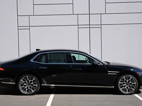 Used 2024 Genesis G90 3.5T AWD/4WD image 75