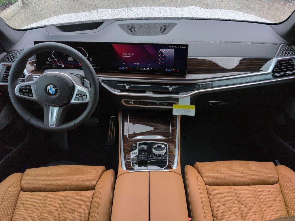 New 2026 BMW X5 xDrive40i w/ Executive Package AWD/4WD image 15