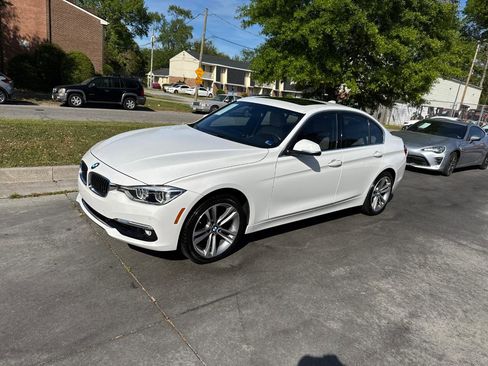 Used 2017 BMW 330i xDrive Sedan image 2
