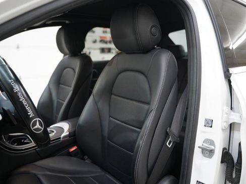 Used 2020 Mercedes-Benz C 300 Sedan image 25