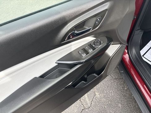 Used 2025 Chevrolet Trax LT image 15