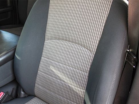 Used 2012 RAM 1500 Express image 29