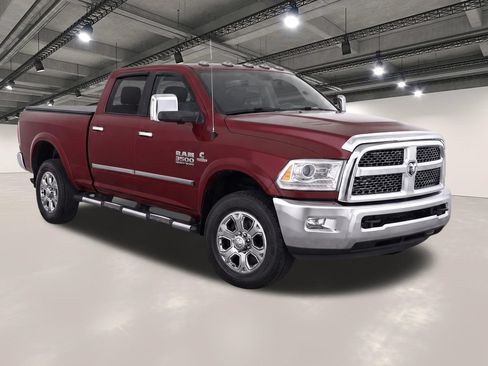 Used 2017 RAM 3500 Laramie w/ Snow Chief Group AWD/4WD image 2