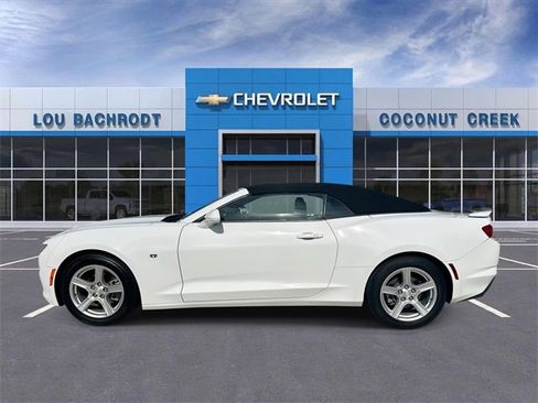 Used 2023 Chevrolet Camaro LT image 5