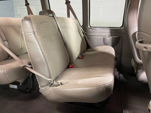 Used 2019 Chevrolet Express 3500 LT w/ LT Preferred Equipment Group RWD image 28