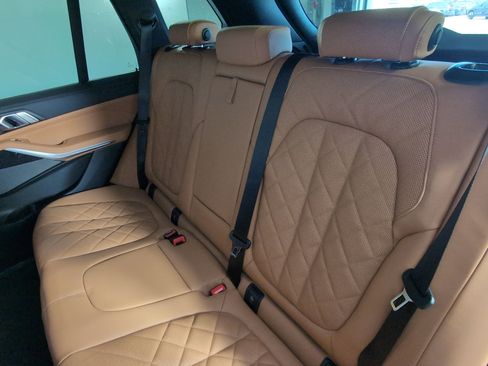 New 2026 BMW X5 M60i w/ Climate Comfort Package image 28
