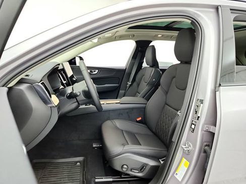New 2026 Volvo XC60 B5 Plus w/ Protection Package Premier AWD/4WD image 17
