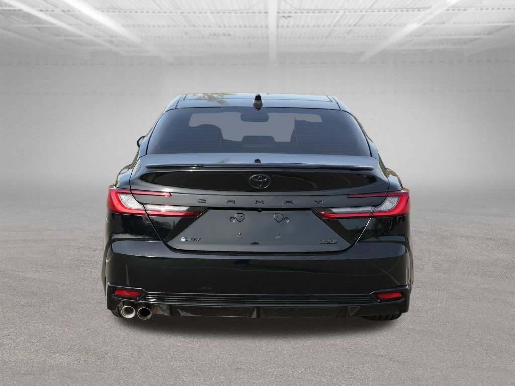 Used 2025 Toyota Camry XSE FWD image 8