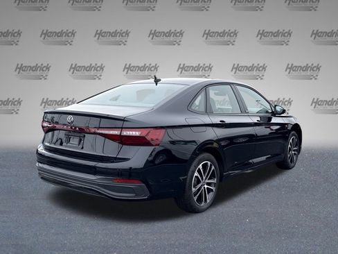 Used 2025 Volkswagen Jetta Sport image 10