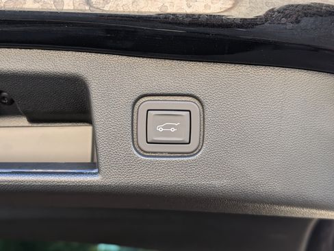 Used 2024 Chevrolet Blazer EV RS image 19