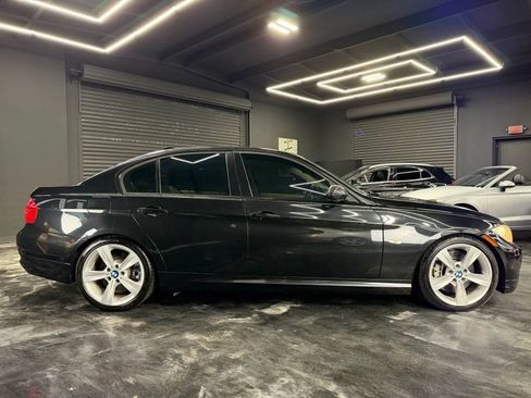 Used 2011 BMW 335i Sedan RWD image 4
