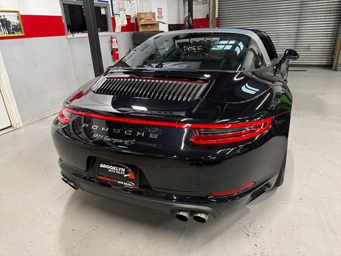 Used 2017 Porsche 911 Targa 4S AWD/4WD image 6