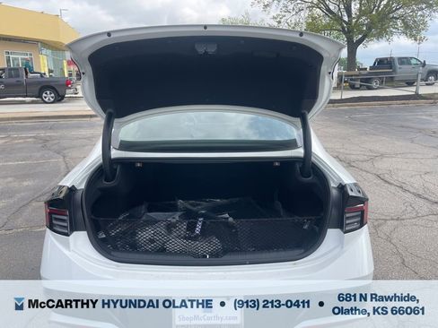 New 2025 Hyundai Sonata SEL FWD image 17