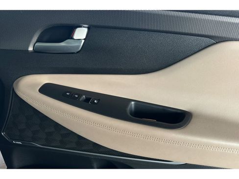 Used 2019 Hyundai Santa Fe image 19