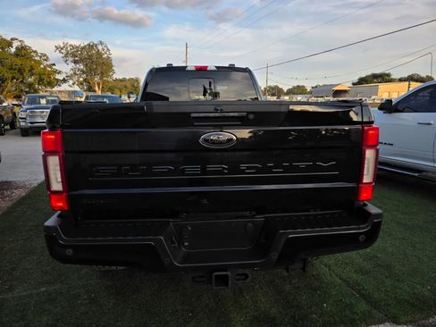 Used 2021 Ford F350 Lariat image 4