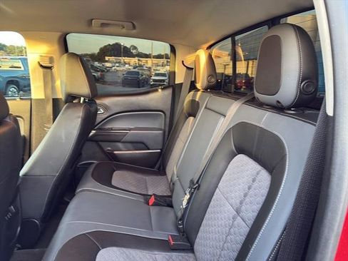 Used 2016 Chevrolet Colorado Z71 image 12