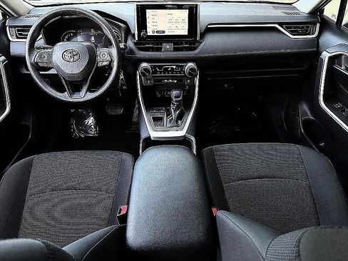 Used 2025 Toyota RAV4 LE FWD image 7