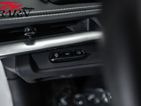 Used 2023 Chevrolet Corvette Stingray Preferred Conv w/ Z51 Performance Package RWD image 39