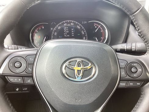 Used 2021 Toyota RAV4 TRD Off-Road w/ TRD Off-Road Weather Package AWD/4WD image 20