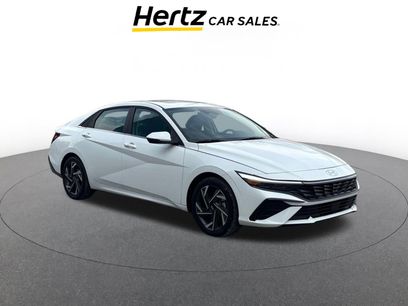 Used 2025 Hyundai Elantra Limited