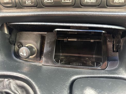 Used 2001 Chevrolet Corvette Base w/ Preferred Equipment Group2 image 22