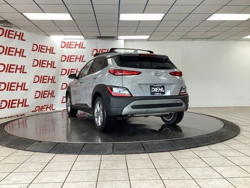 Used 2023 Hyundai Kona SEL image 5