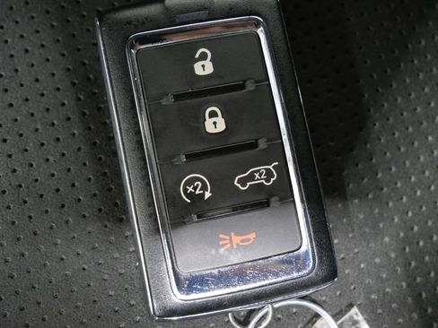 Used 2023 Jeep Grand Cherokee Altitude AWD/4WD image 29