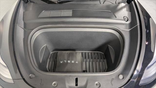 Used 2021 Tesla Model Y Long Range AWD/4WD image 35