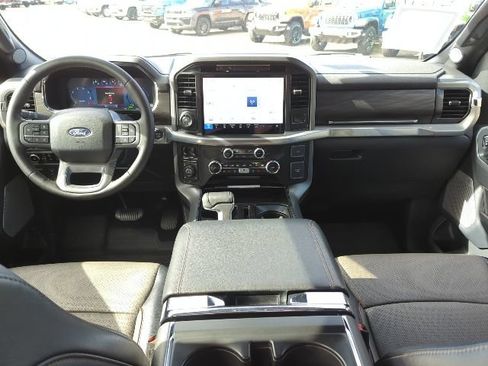 Used 2025 Ford F150 Lariat w/ Equipment Group 501A Mid AWD/4WD image 7