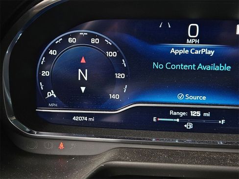 Used 2022 Chevrolet Tahoe High Country image 11