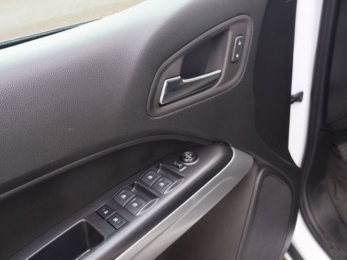 Used 2022 Chevrolet Colorado LT w/ LT Convenience Package image 21