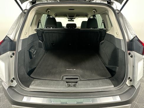 Used 2023 Nissan Rogue SV AWD/4WD image 27
