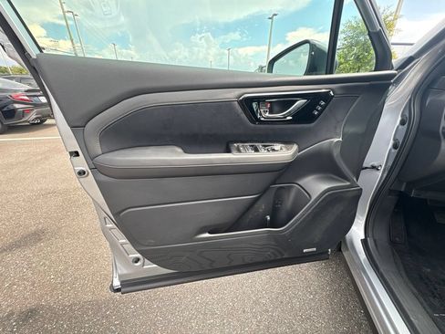 New 2026 Subaru Forester Touring AWD/4WD image 11