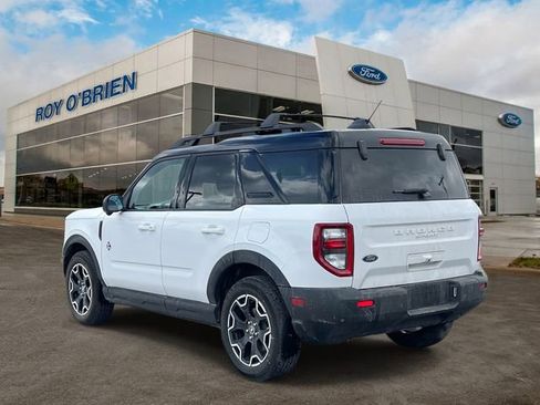 Certified 2025 Ford Bronco Sport Outer Banks w/ Outer Banks Tech Package+ image 3