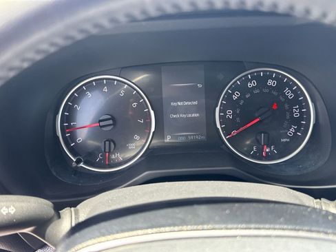 Used 2021 Toyota RAV4 XLE Premium FWD image 6
