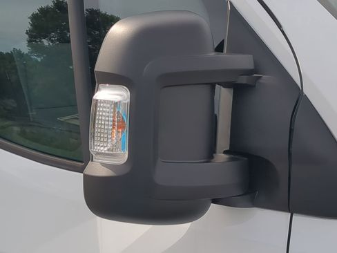 New 2026 RAM ProMaster 1500 w/ Storage Group FWD image 10