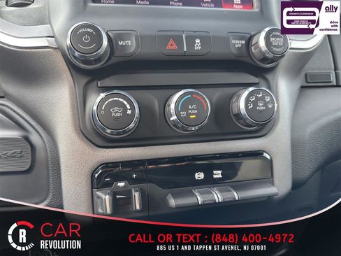 Used 2024 RAM 2500 Big Horn AWD/4WD image 35