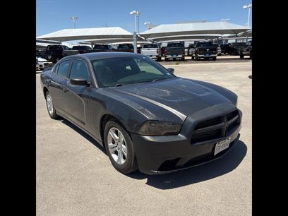 Used 2014 Dodge Charger SE w/ Connectivity Group