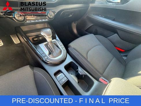 Used 2024 Kia Forte GT-Line FWD image 34