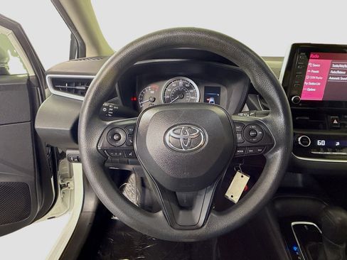 Used 2021 Toyota Corolla LE FWD image 13