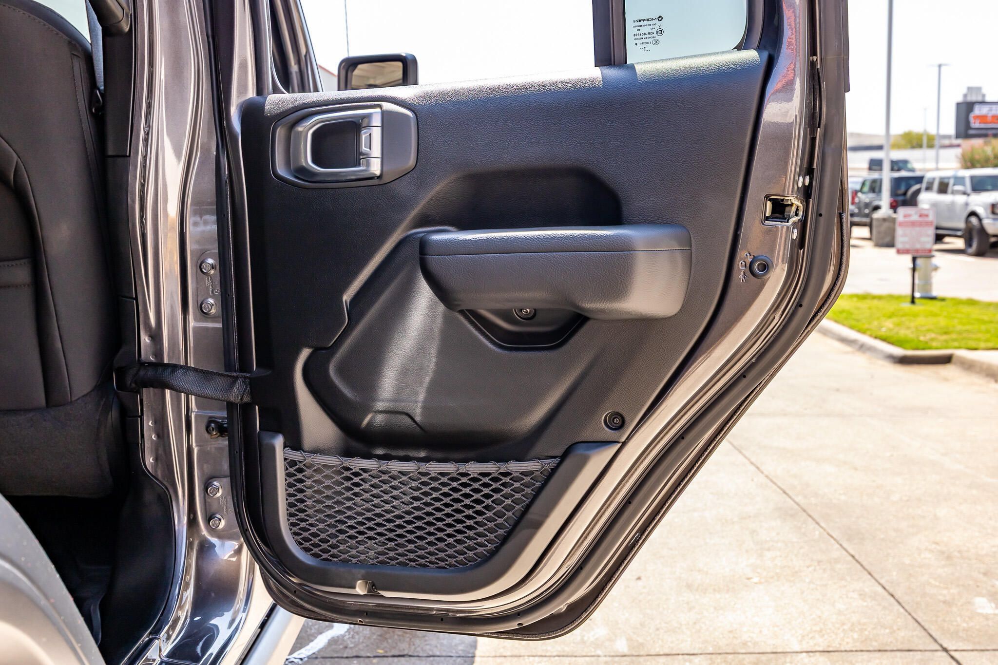 Used 2023 Jeep Wrangler Unlimited Sport AWD/4WD image 40